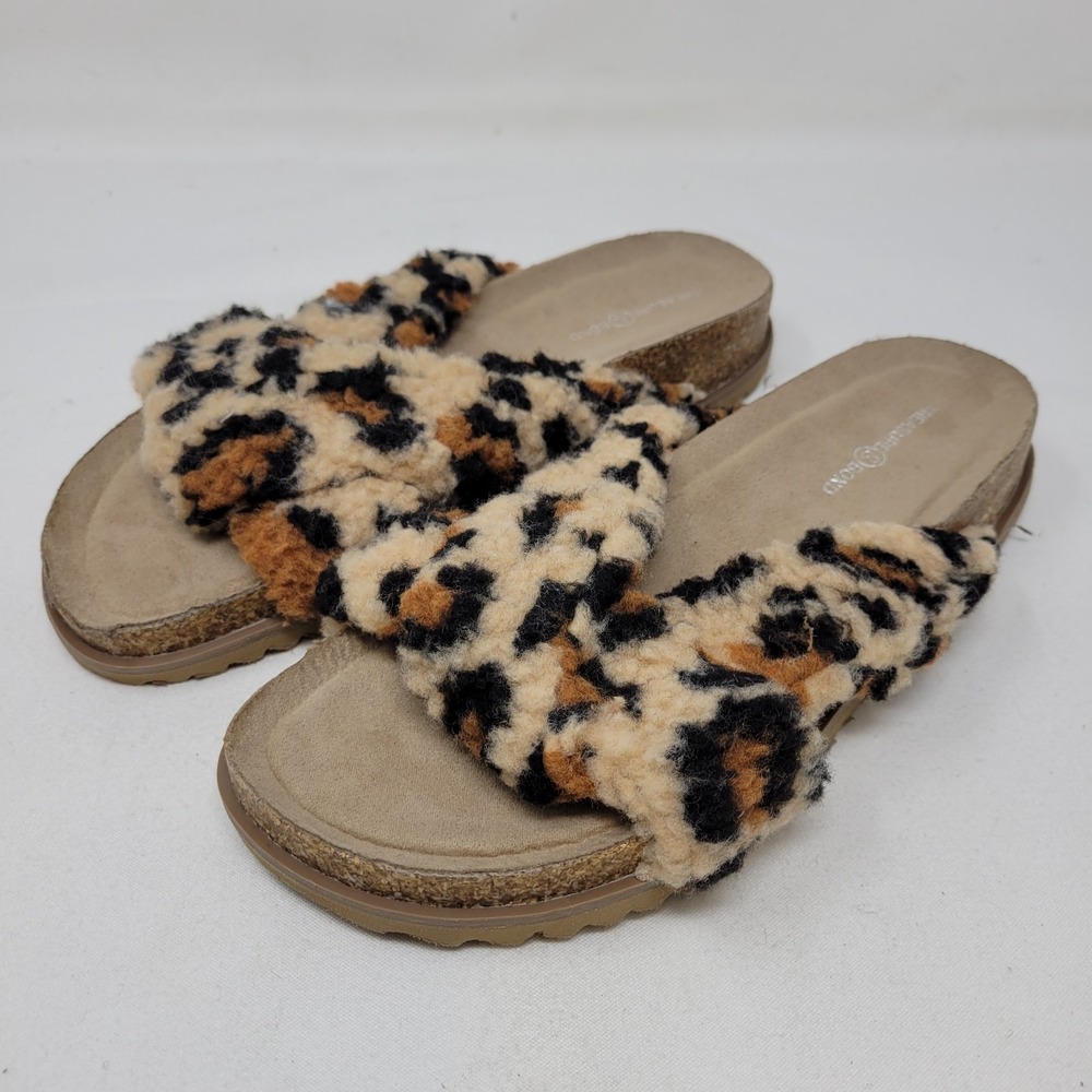 Treasure & Bond Sandals Womens Size 5 Beige Faux‎ Fur Slide Animal Print Casual